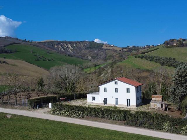 Rustico in vendita a Marche, Ascoli Piceno