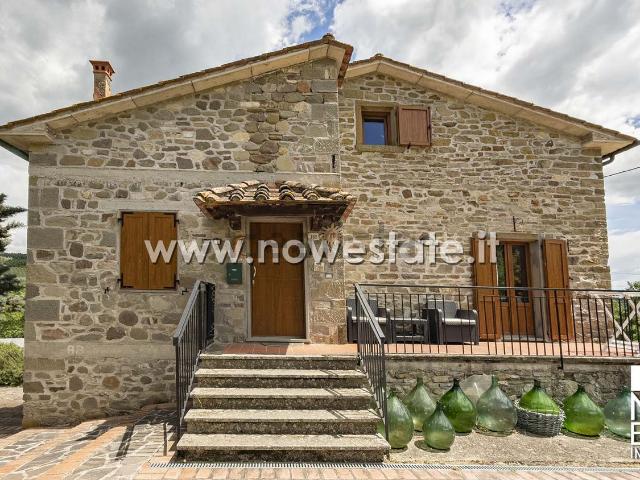 Rustico in vendita a Caprese Michelangelo, Toscana
