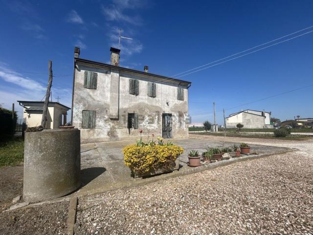 Rustico in vendita a Cerea, Veneto