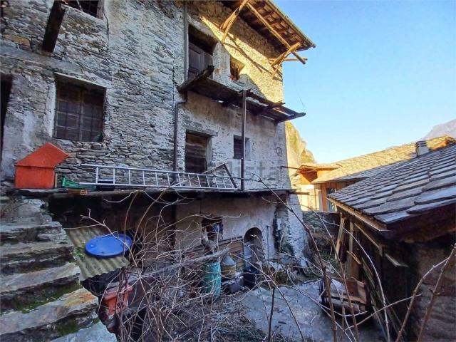 Rustico in vendita a Bard, Aosta