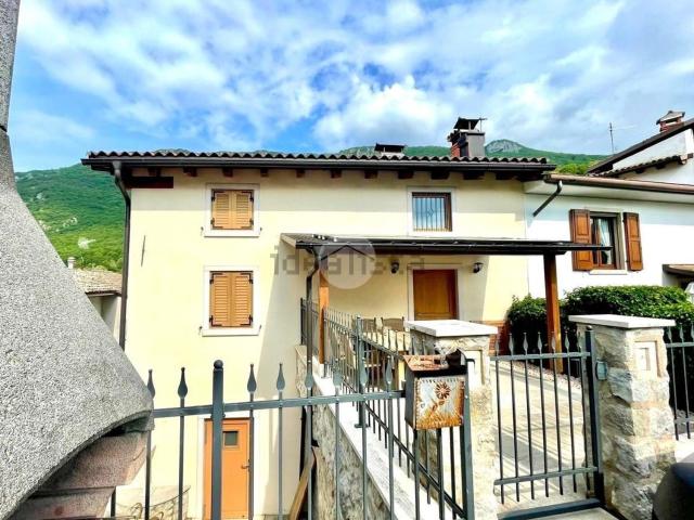 Rustico in vendita a Renzon, Caprino Veronese