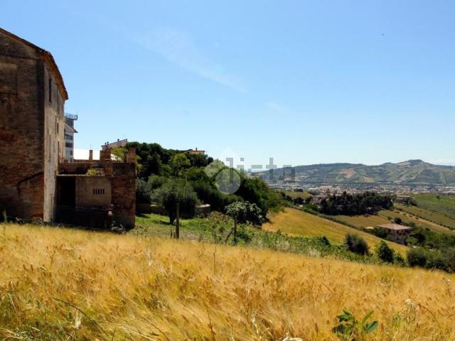 Rustico in vendita a Bora Ragnola, Marche