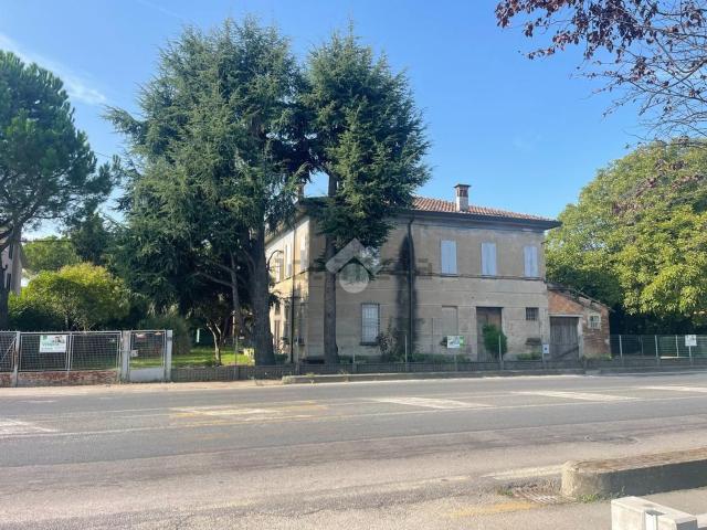 Rustico in vendita a Unione dei comuni della Bassa Romagna, Lugo