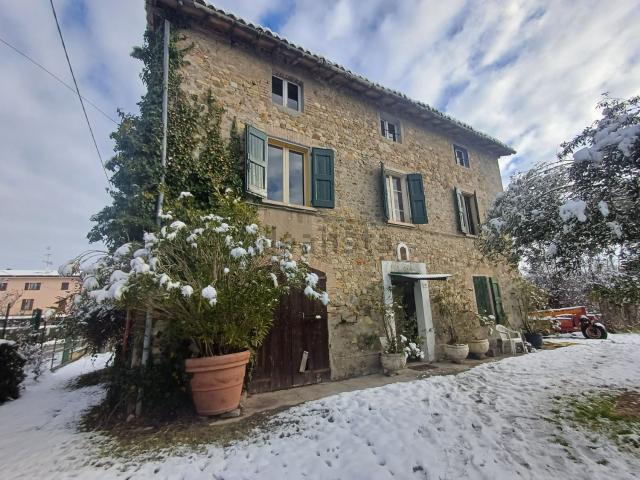 Rustico in vendita a Unione di comuni Terre di Castelli, Vignola
