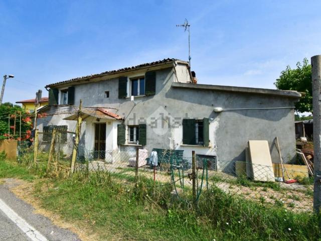 Rustico in vendita a Gaiofana, Rimini
