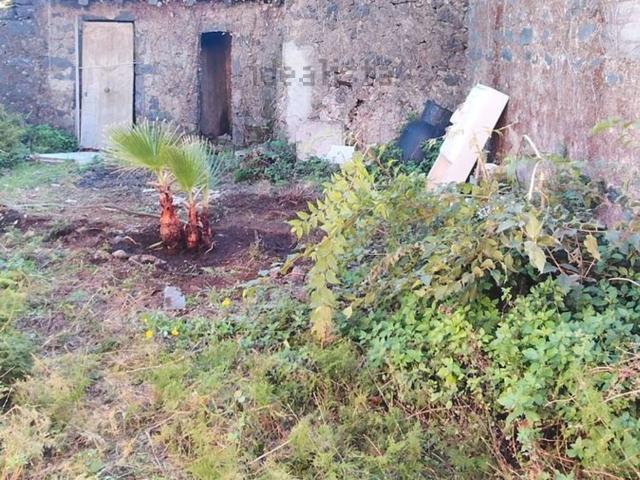 Rustico in vendita a Aci Bonaccorsi, Catania