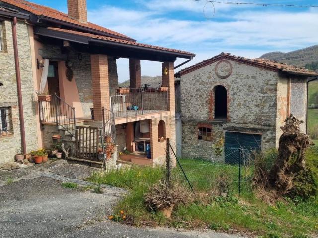 Rustico in vendita a Pentima, Piozzano