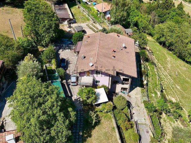 Rustico in vendita a Comunità montana della valle Camonica, Angolo Terme