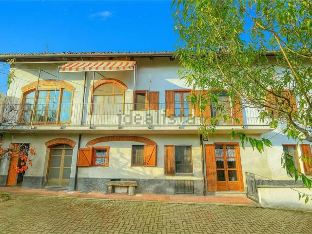 Rustico in vendita a Piemonte, Asti