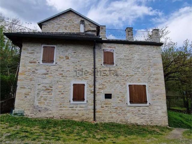 Rustico in vendita a Rubbiano, Montefiorino