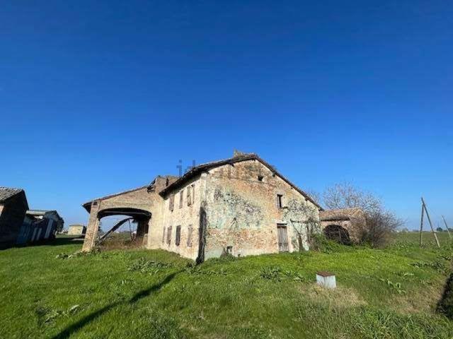 Rustico in vendita a Soragna, Reggio Emilia