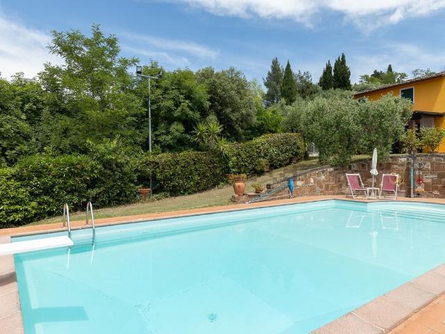 Rustico in vendita a Montopoli In Val D'arno, Toscana