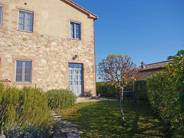 Rustico in vendita a Castelnuovo Berardenga, Toscana