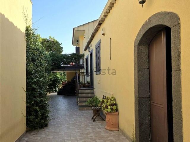 Rustico in vendita a Sant'Alfio, Catania