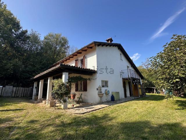Rustico in vendita a Piemonte, Asti