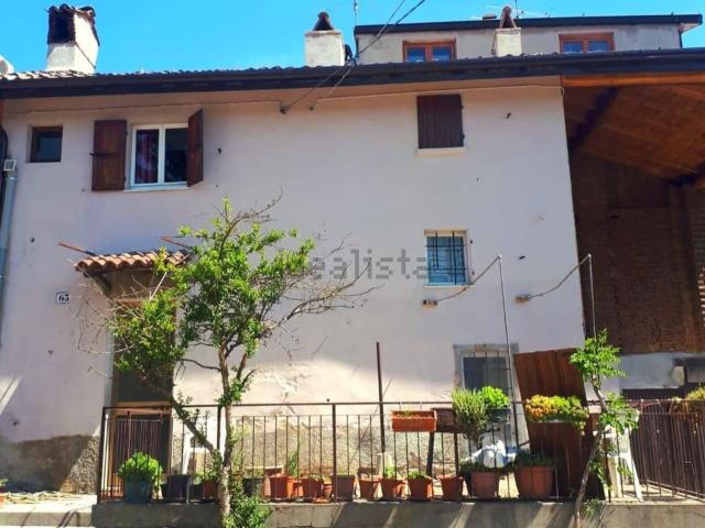 Rustico in vendita a Bosnasco, Lombardia