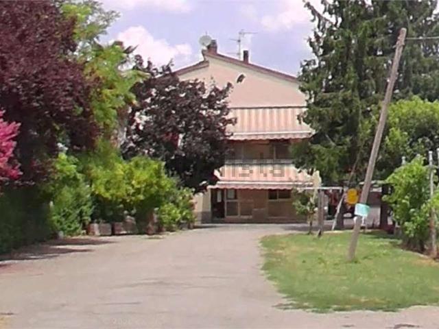 Rustico in vendita a Unione dei comuni del Sorbara, San Cesario Sul Panaro