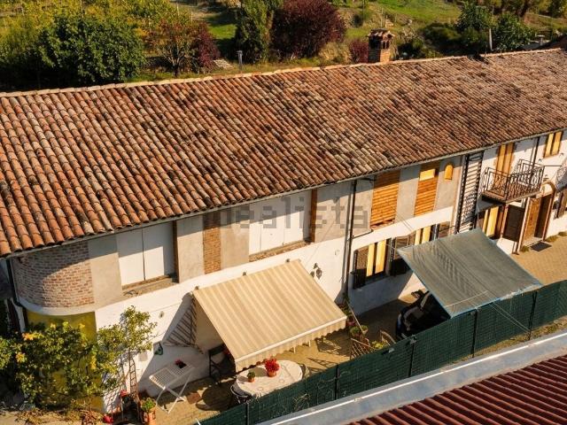 Rustico in vendita a Farinere, Castagnole delle Lanze