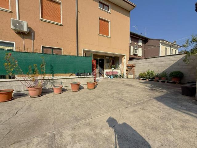 Rustico in vendita a Borgo San Giacomo, Brescia