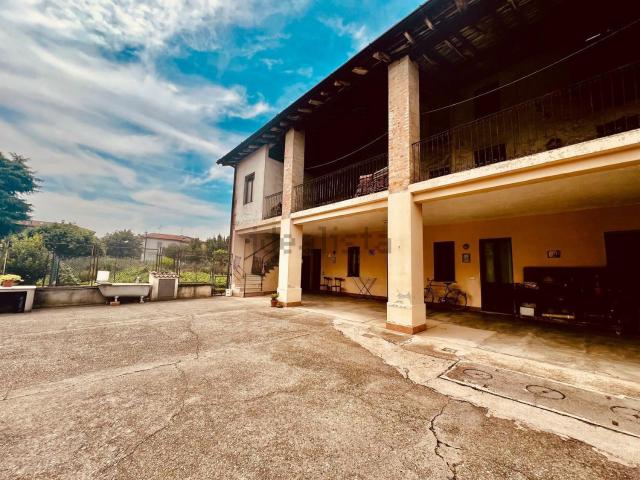 Rustico in vendita a Caravaggio, Lombardia