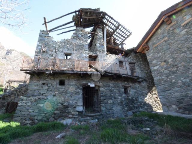 Rustico in vendita a Chatillon, Aosta