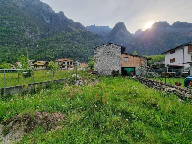 Rustico in vendita a Comunità montana della Valchiavenna, San Pietro Samolaco