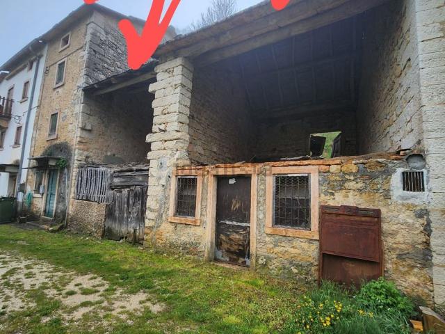 Rustico in vendita a Roverè Veronese, Veneto