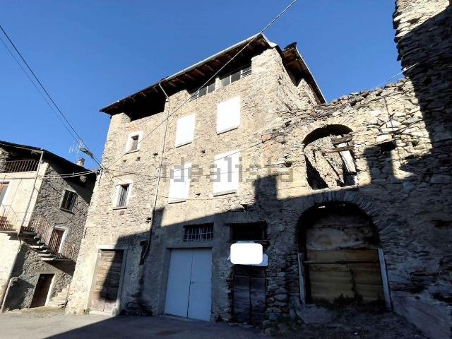 Rustico in vendita a Berbenno Di Valtellina, Lombardia