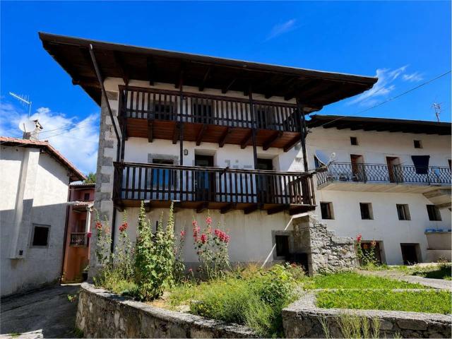 Rustico in vendita a Savogna, Friuli-Venezia Giulia