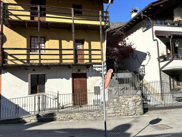 Rustico in vendita a Comunità montana della Valchiavenna, Gordona