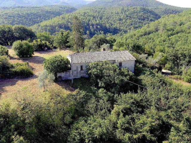 Rustico in vendita a Gualdo Cattaneo, Umbria