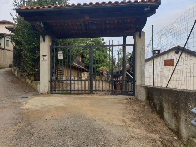 Rustico in vendita a Piemonte, Asti