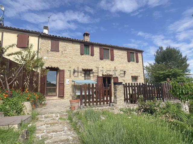Rustico in vendita a Marche, Ancona