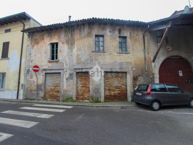Rustico in vendita a Ghedi, Lombardia