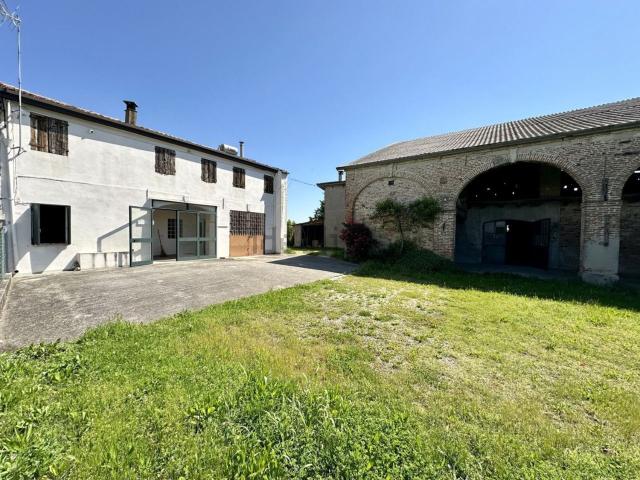 Rustico in vendita a Casalserugo, San Vincenzo