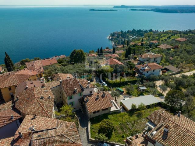 Rustico in vendita a Comunità Montana Parco Alto Garda bresciano, Toscolano Maderno