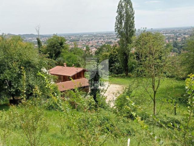 Rustico in vendita a Torre Boldone, Bergamo