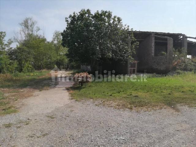 Rustico in vendita a Montichiari, Lombardia