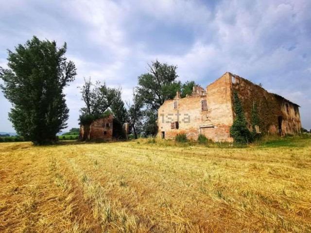 Rustico in vendita a Bagno, Re