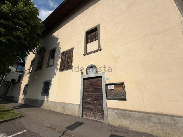 Rustico in vendita a Urgnano, Lombardia