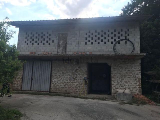 Rustico in vendita a Patrica, Lazio