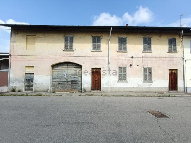 Rustico in vendita a Cuggiono, Lombardia