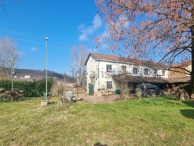 Rustico in vendita a Piemonte, Asti