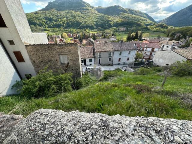 Rustico in vendita a Rocca Di Mezzo, Abruzzo