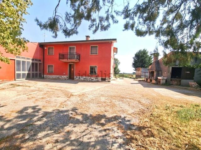 Rustico in vendita a Borghetto, Valeggio Sul Mincio