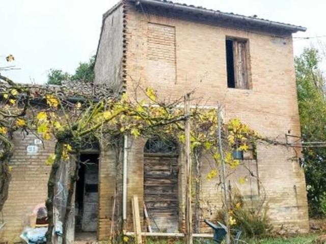 Rustico in vendita a Ravenna, Reggio Emilia