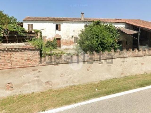 Rustico in vendita a Roverchiara, Veneto