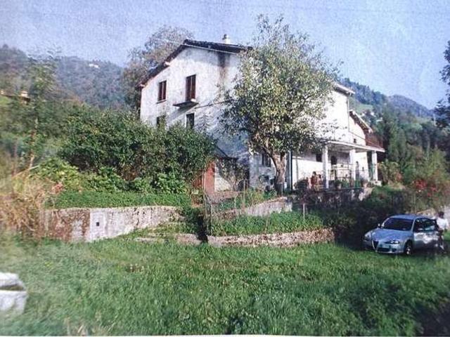 Rustico in vendita a Oneta, Lombardia