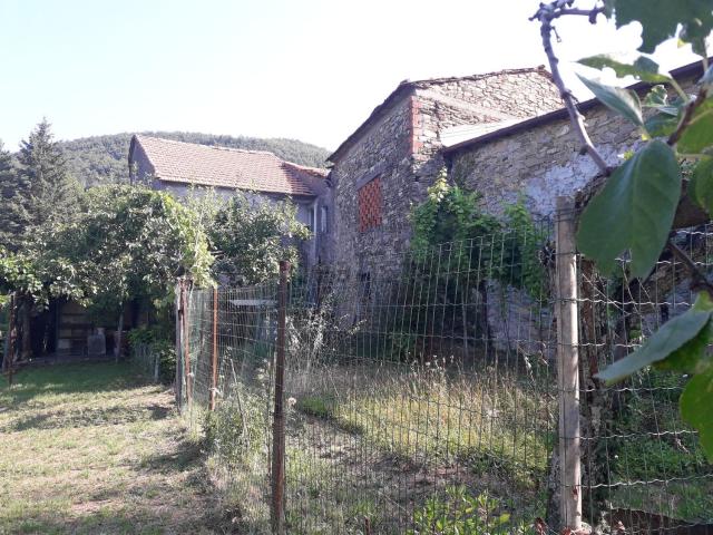 Rustico in vendita a Unione di comuni Montana Lunigiana, Licciana Nardi