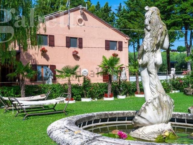 Rustico in vendita a Marche, Ancona